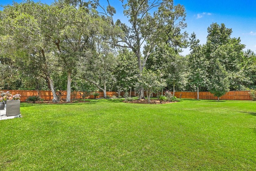 Welcome to the Oakfield neighborhood on Johns Island. Located - photo 22