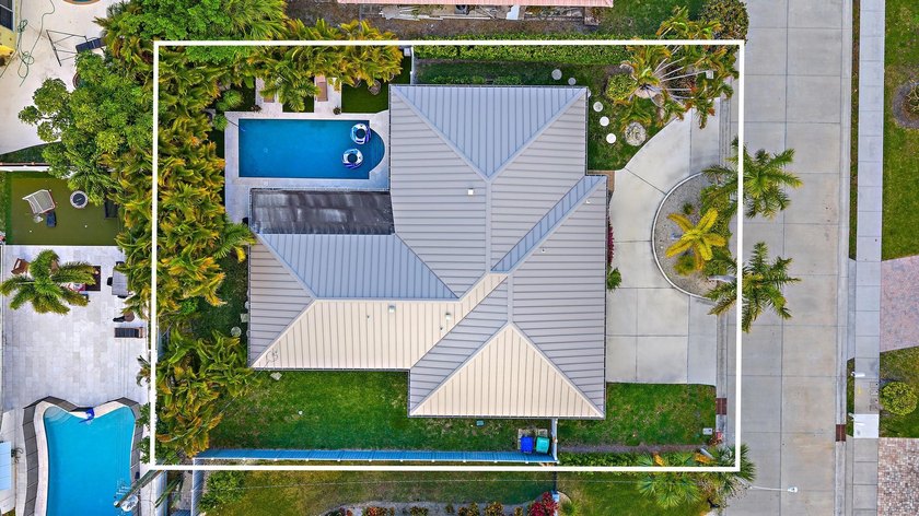 Experience refined coastal living in this beautifully renovated - photo 31