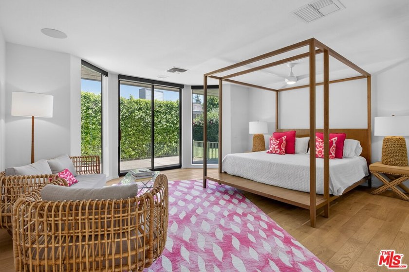 Desert living at its finest in coveted Morningside Country Club! - photo 41