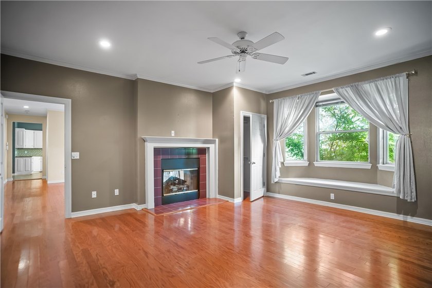 Welcome to Lake Road Estates! This spacious two-story home - photo 16