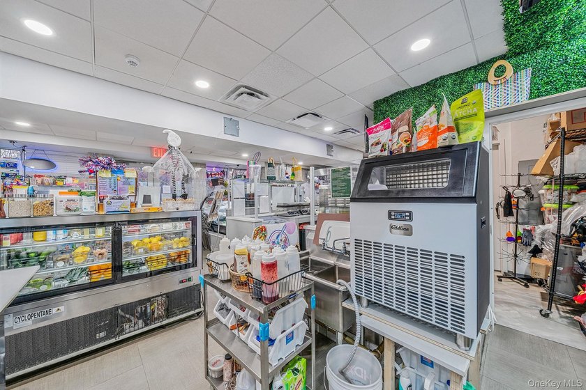 ***Business Only Opportunity*** Turnkey Deli &amp; Gourmet Market - - photo 25
