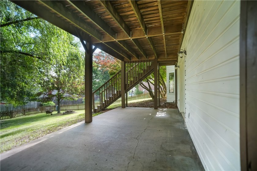 Welcome to Lake Road Estates! This spacious two-story home - photo 45