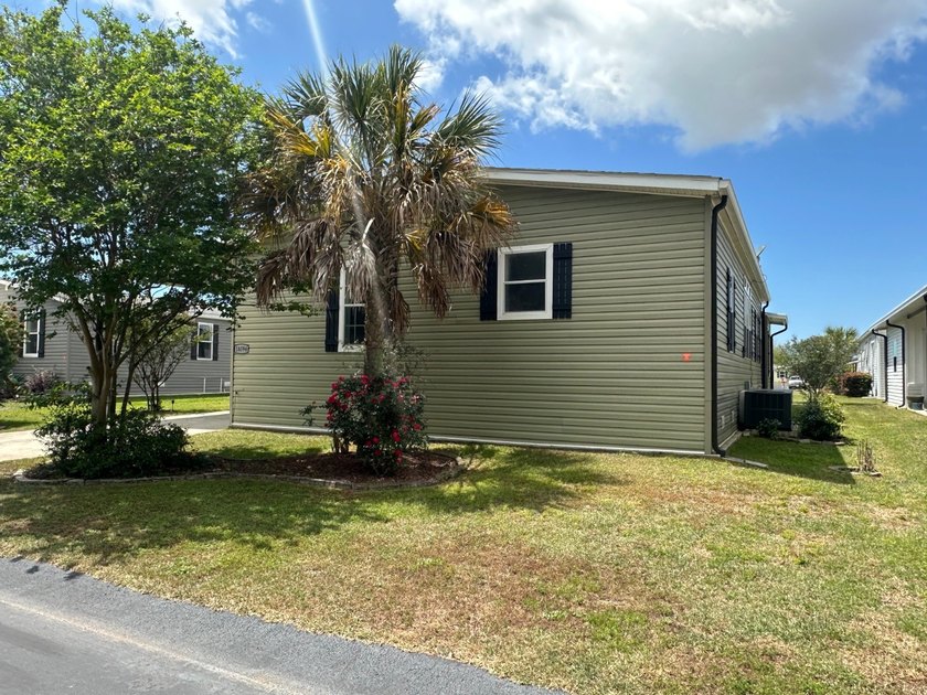 Discover serene living in this charming 3-bedroom, 2-bath home - photo 3