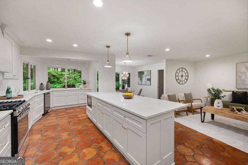 Move-in ready and beautifully updated, this modern ranch offers - photo 20