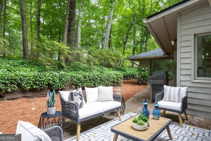 Move-in ready and beautifully updated, this modern ranch offers - photo 43