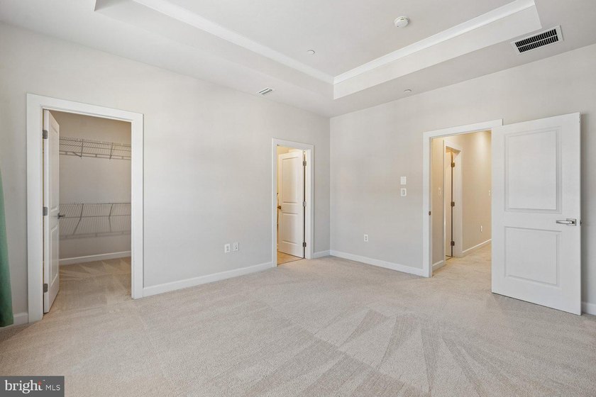 Opportunity is knocking ! The seller is offering $10,000 toward - photo 19