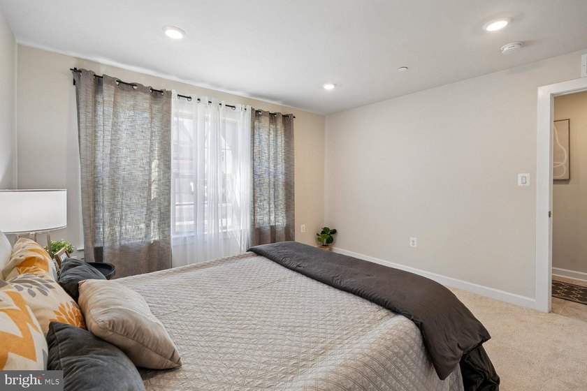 Opportunity is knocking ! The seller is offering $10,000 toward - photo 22