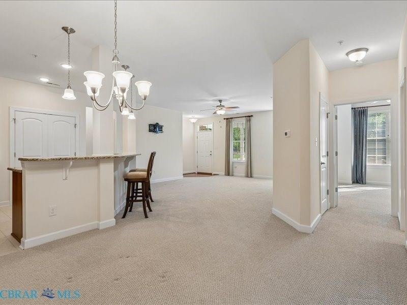 Beautiful condo in York County. Conveniently located close to - photo 4
