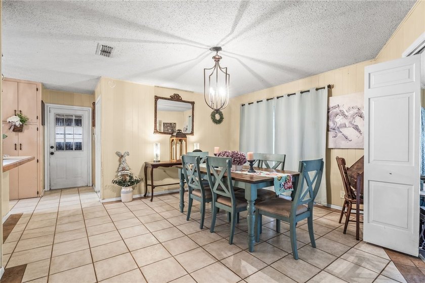 Country Living on 1.9 Acres in Sandia! Welcome to 100 County - photo 11