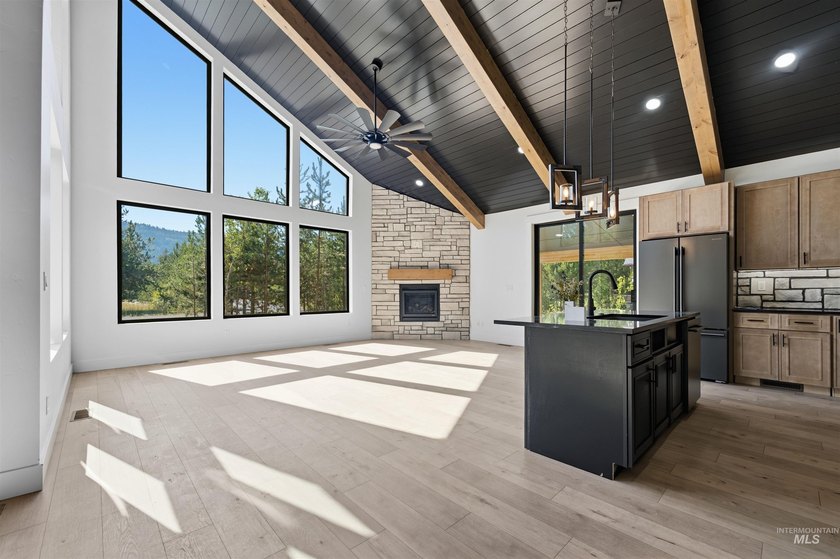 Exceptional homesite in the desirable Crane Shores community - photo 3