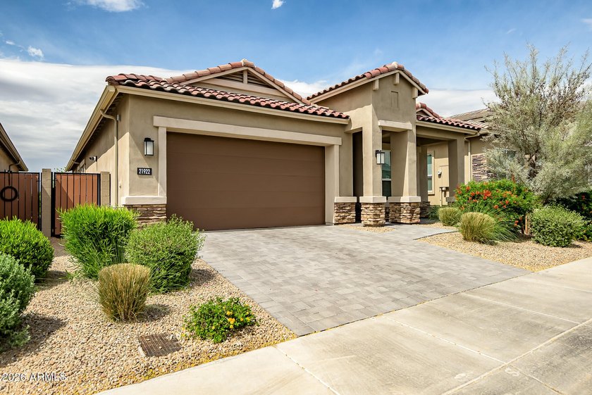 Light-filled and beautifully maintained, this home has high - photo 36