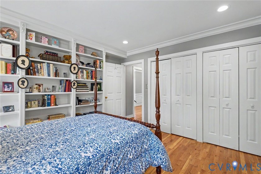 SALISBURY BEAUTY! Luxury, maintenance-free living with beautiful - photo 14