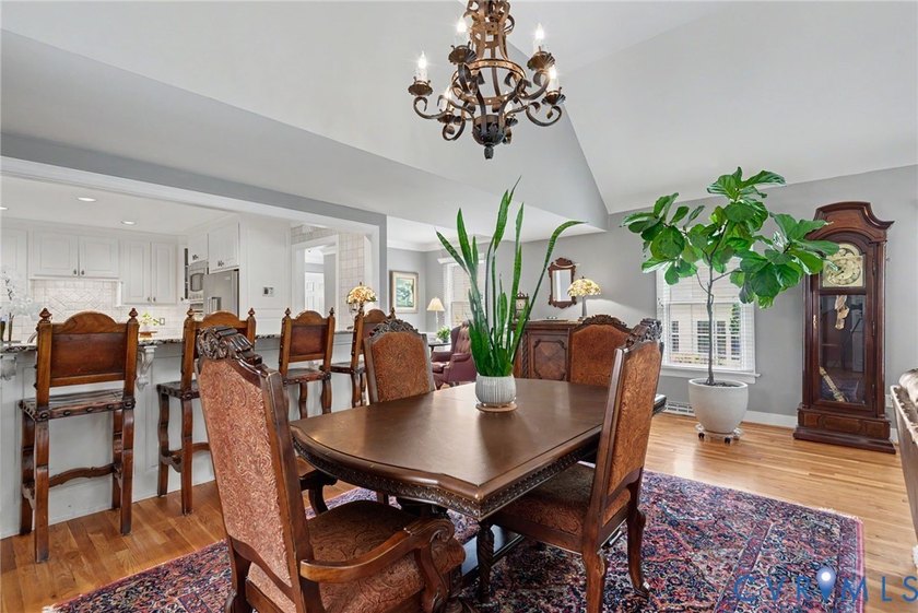 SALISBURY BEAUTY! Luxury, maintenance-free living with beautiful - photo 17