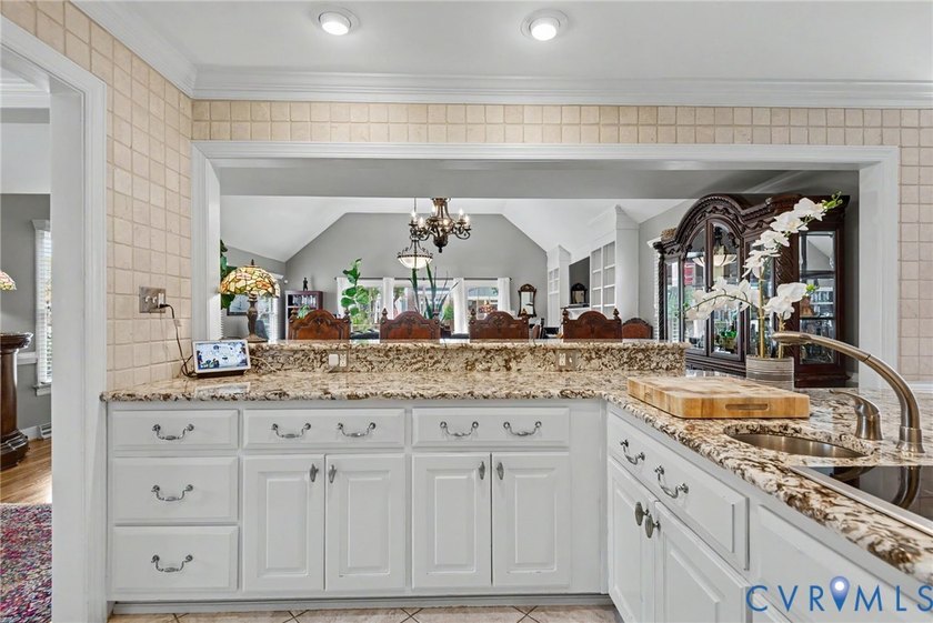 SALISBURY BEAUTY! Luxury, maintenance-free living with beautiful - photo 30