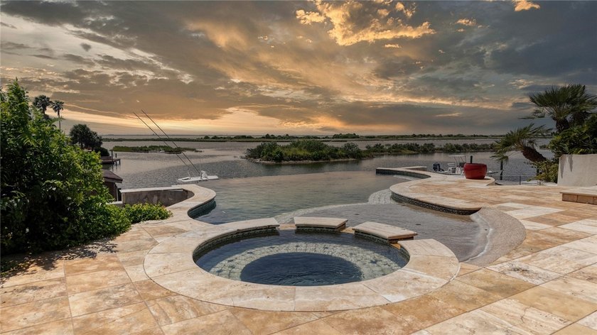 OPEN HOUSE ALERT: SAT 7/18: 1PM-4PM: SUN 7/19: 1PM-4PM - photo 12