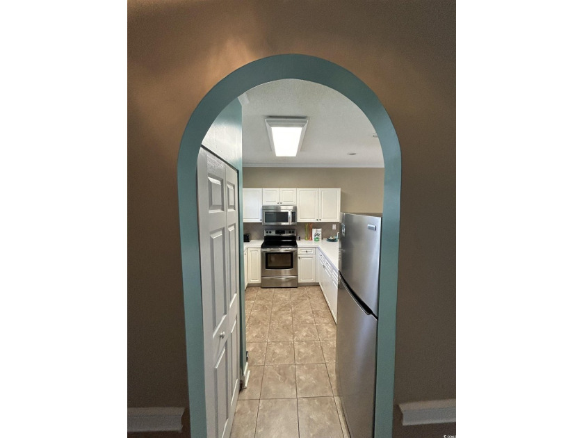 GORGEOUS REMODELED SECOND FLOOR TWO BEDROOM VILLLA IN - photo 15