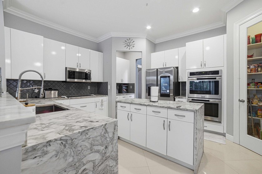 Welcome to Worthington Estates, an exclusive gated enclave of - photo 30