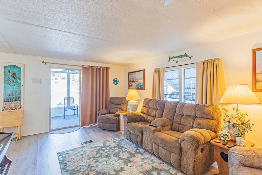 Video Tour Available. This park accepts an 80/20 split with a - photo 26