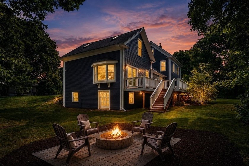 Enjoy your morning coffee with stunning views of the Charles - photo 32