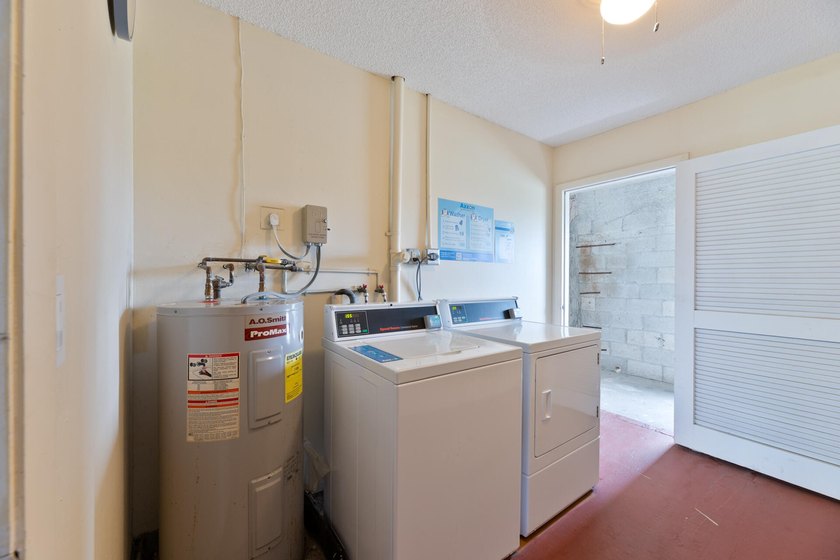 FABULOUS LOCATION IN THE SOUGHT-AFTER 55+ VILLAGES OF ORIOLE - photo 18