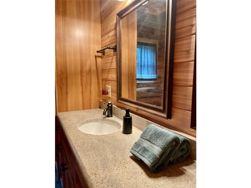 Capture the Montana dream with this stunning, hand-hewn log home - photo 24