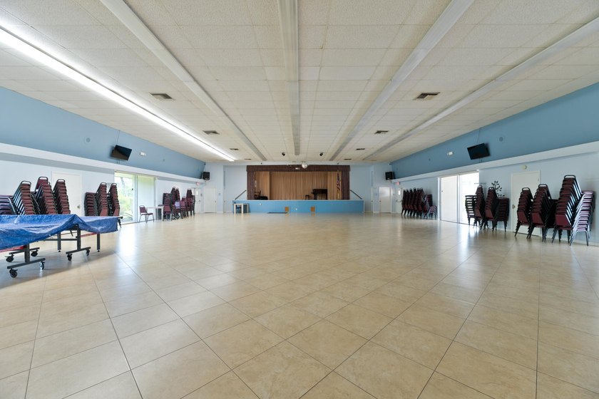 FABULOUS LOCATION IN THE SOUGHT-AFTER 55+ VILLAGES OF ORIOLE - photo 24