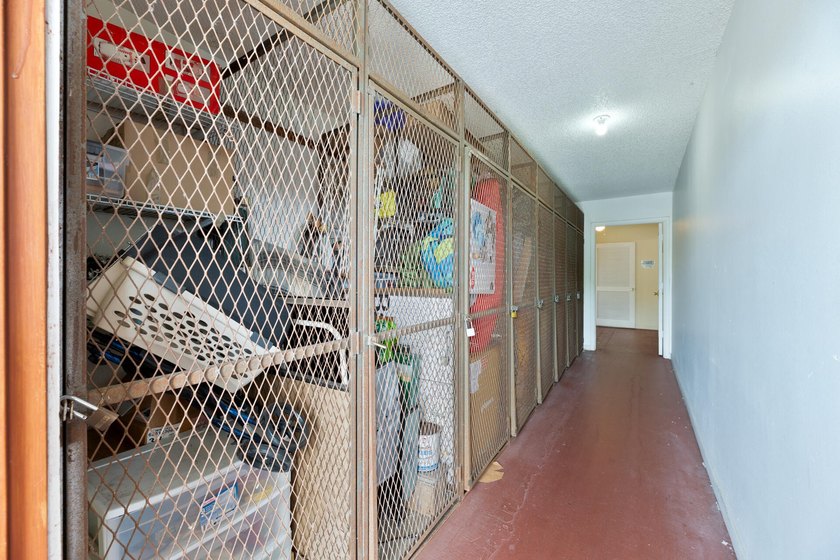 FABULOUS LOCATION IN THE SOUGHT-AFTER 55+ VILLAGES OF ORIOLE - photo 25
