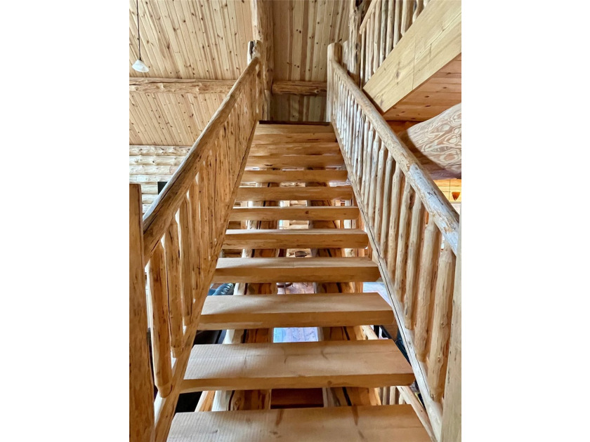 Capture the Montana dream with this stunning, hand-hewn log home - photo 31