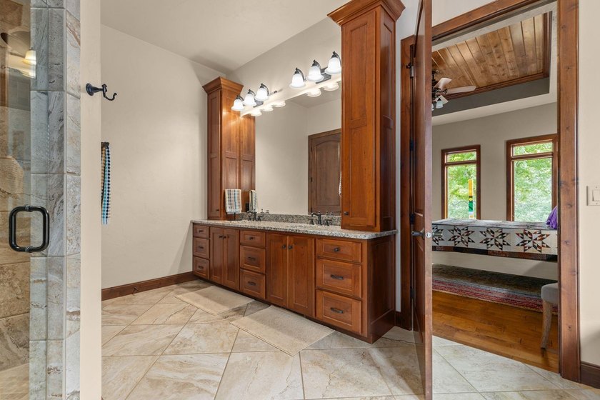 Custom Ranch home in West Neenah. Nearly half an acre of - photo 31