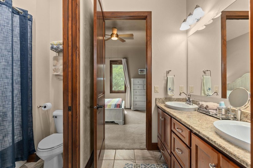 Custom Ranch home in West Neenah. Nearly half an acre of - photo 40