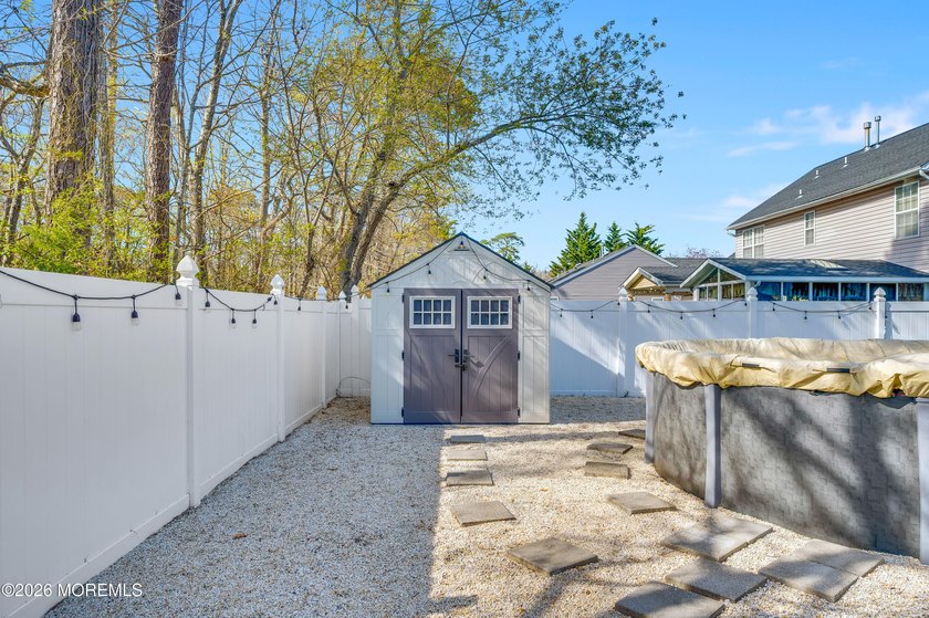 Welcome to 82 Moonlight Court located in the Silverton section - photo 43