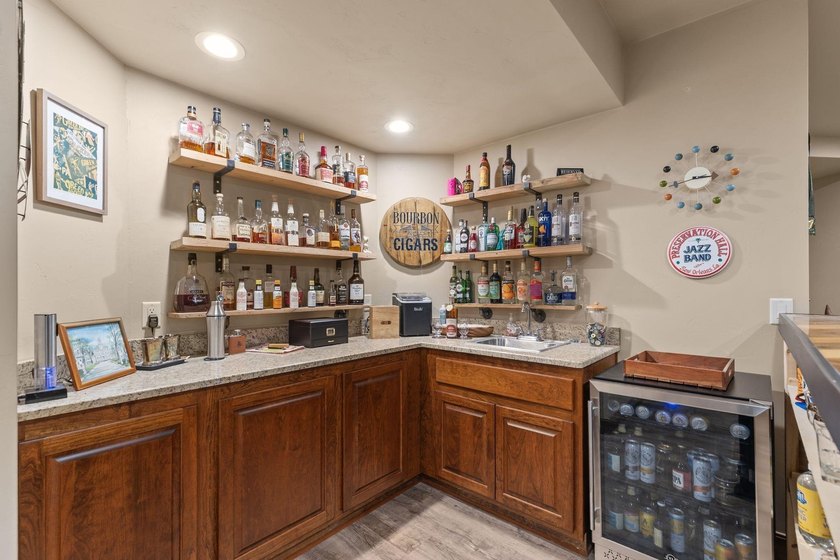 Custom Ranch home in West Neenah. Nearly half an acre of - photo 50