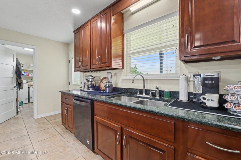 Beautiful Deep Waterfront home with a large pier and covered - photo 14