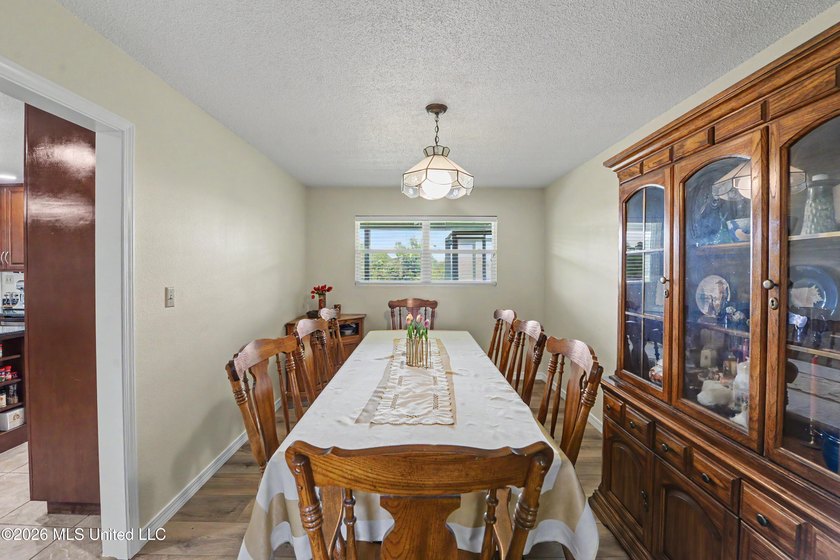Beautiful Deep Waterfront home with a large pier and covered - photo 15