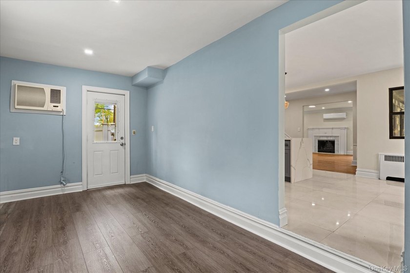Welcome to this beautifully renovated GEM, This sun-drenched - photo 18