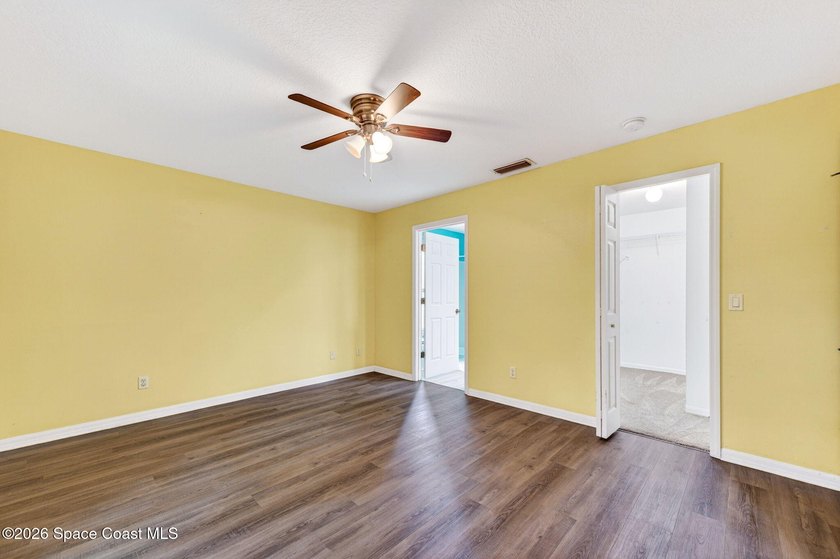 Welcome home to this well-maintained 3bed/2bath split-bedroom - photo 25