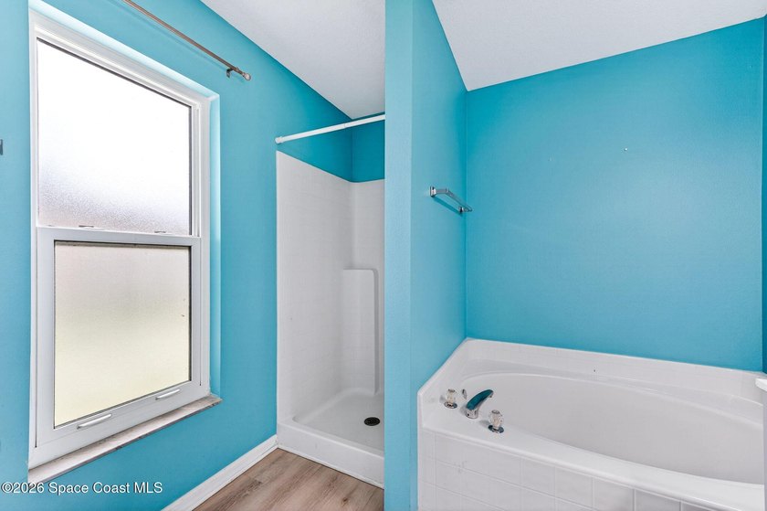 Welcome home to this well-maintained 3bed/2bath split-bedroom - photo 29