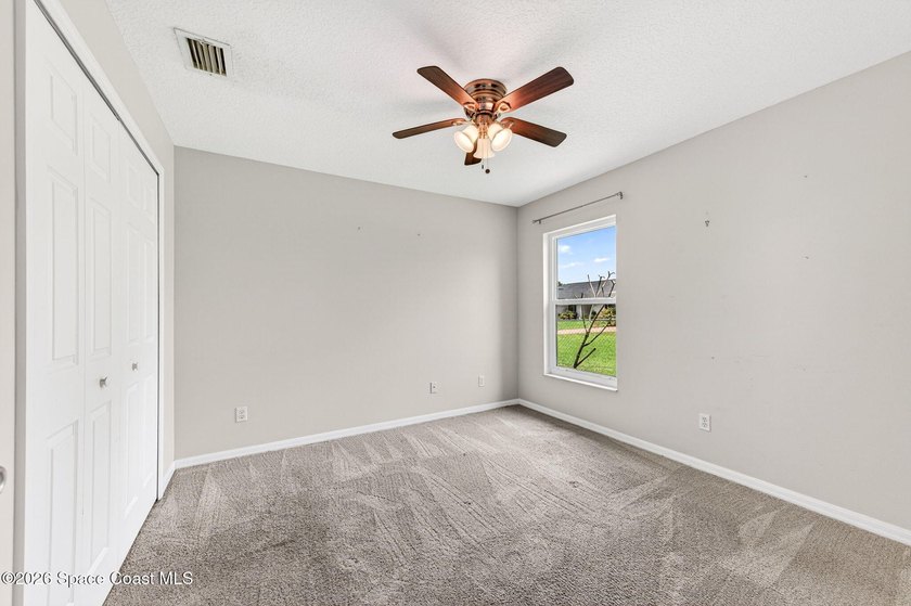 Welcome home to this well-maintained 3bed/2bath split-bedroom - photo 30