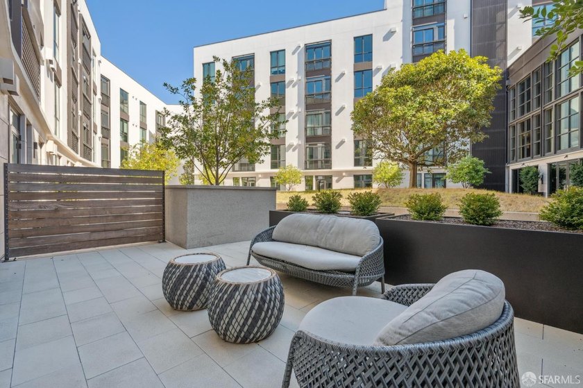 The Residences at Yerba Buena Island offer a rare opportunity to - photo 35