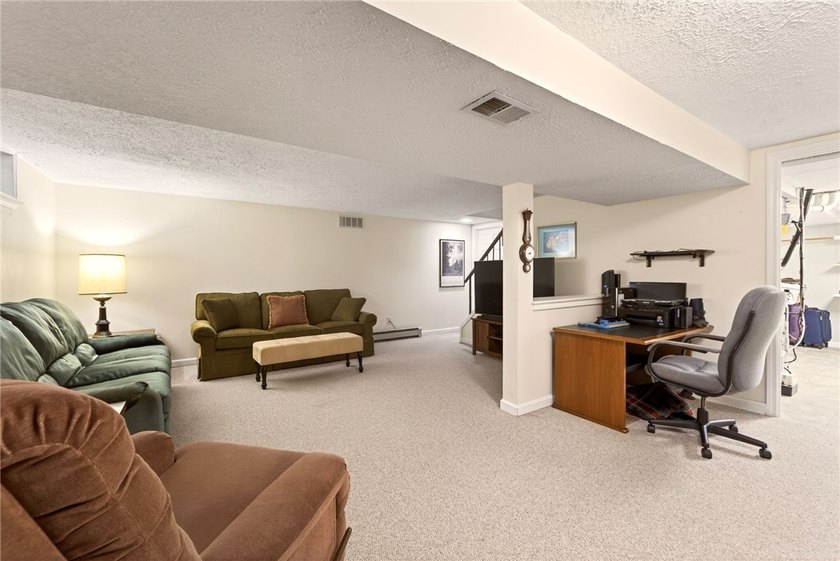 FIRST TIME ON THE MARKET - 1111 Everwild View is a beautiful - photo 20