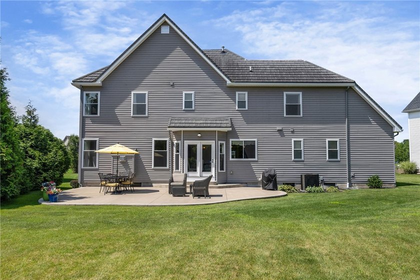 PRISTINE CONTEMPORARY COLONIAL ON A QUIET INTERIOR LOOP STREET! - photo 41