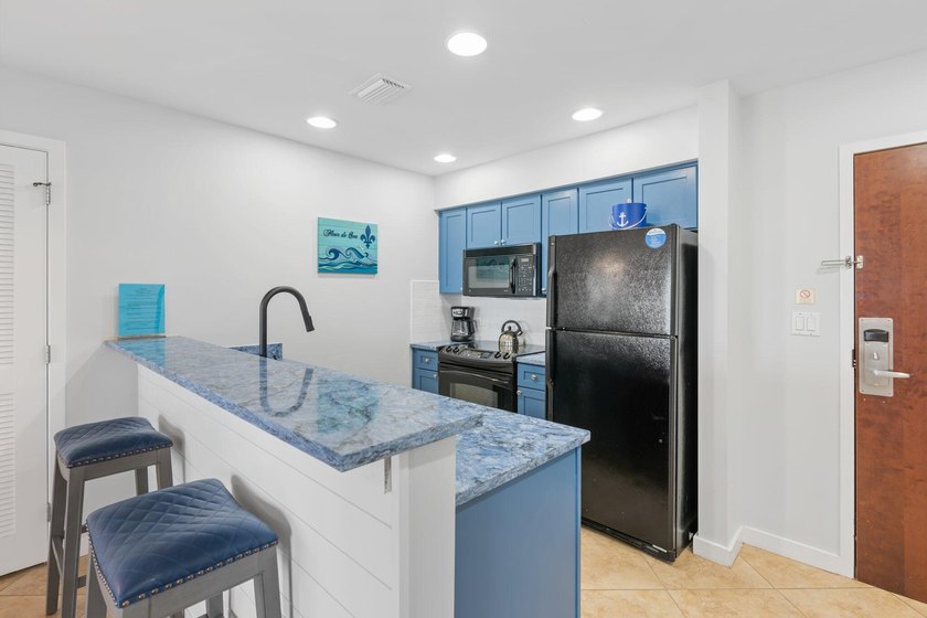 INCREDIBLE WEST FACING VIEWS WITH STUNNING SUNSETS! Ideally - photo 4