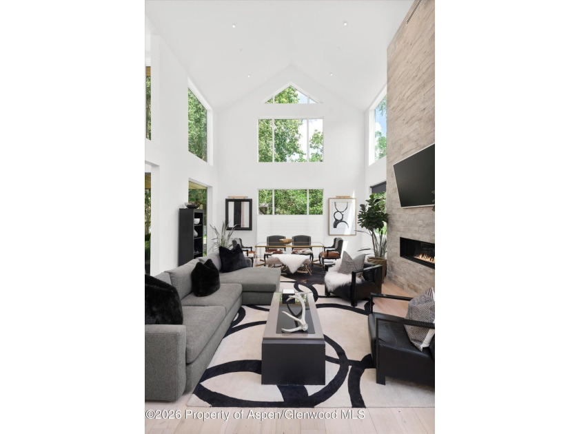 Discover ultimate luxury in this newly built home in Aspen's - photo 7