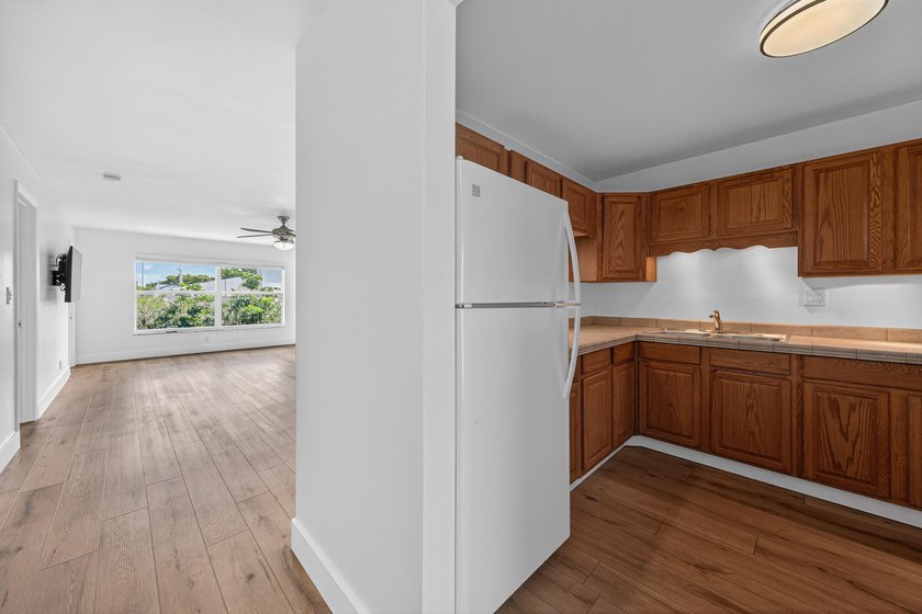 THIS IS IT! Completely upgraded and renovated 2 bedroom, 2 bath - photo 15