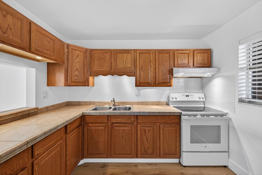 THIS IS IT! Completely upgraded and renovated 2 bedroom, 2 bath - photo 20