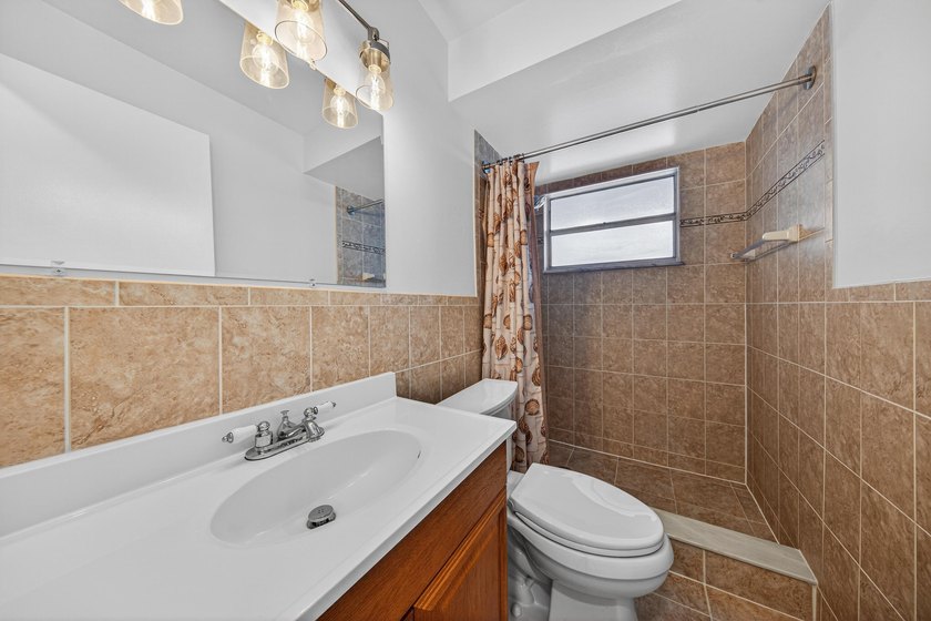 THIS IS IT! Completely upgraded and renovated 2 bedroom, 2 bath - photo 31