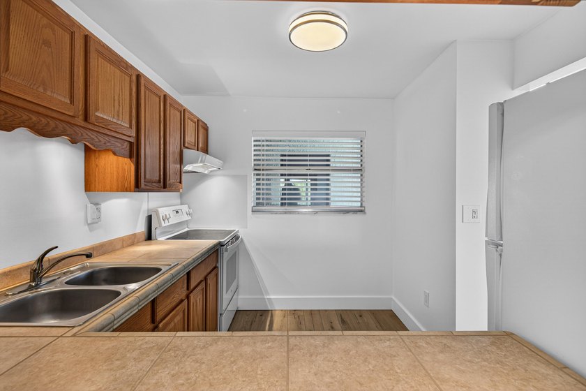 THIS IS IT! Completely upgraded and renovated 2 bedroom, 2 bath - photo 36