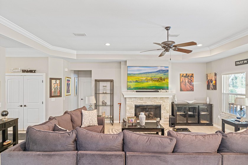 Welcome to this stunning 4 bed, 3 bath pool home in the heart of - photo 8