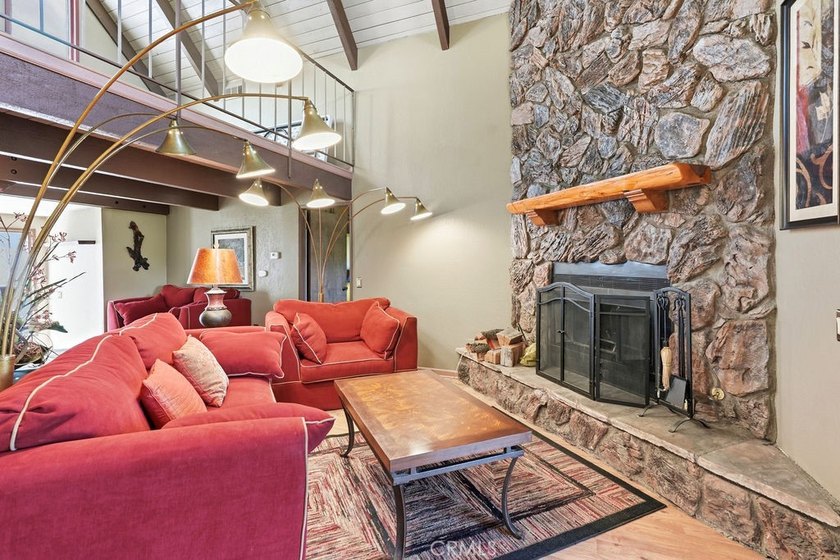 If you're looking for amazing lake views and room for the whole - photo 20