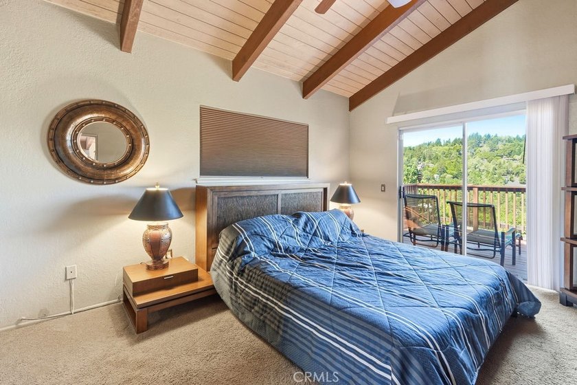 If you're looking for amazing lake views and room for the whole - photo 23